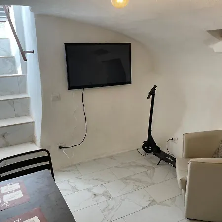 Mory&clary Cave Palese Airport Bed & Breakfast *