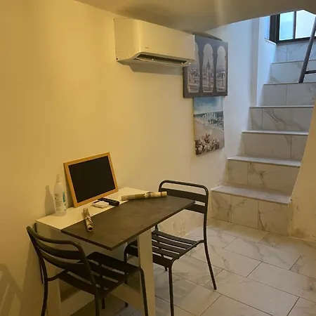 Mory&clary Cave Palese Airport Bed & Breakfast *